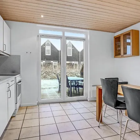 Ferienhaus Cozy In With Kitchen